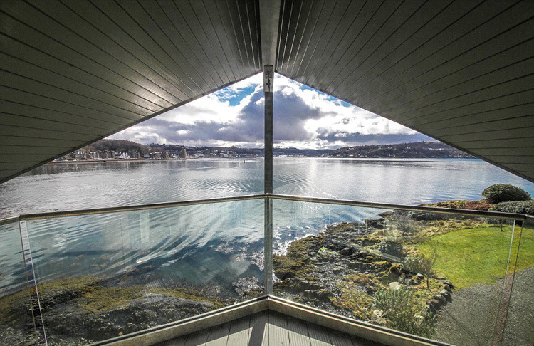 苏格兰一海边别墅售价910万 附赠4英亩海岛